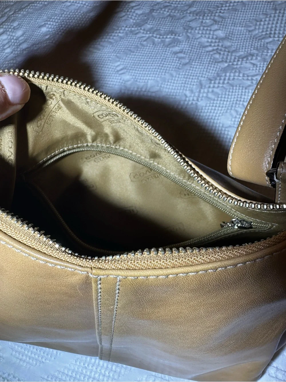 COACH Vintage Legacy British Tan Leather Convertible Shoulder Bag-9566